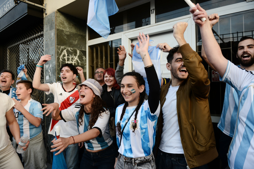 Μουντιάλ 2022: Σε ρυθμούς... Μουντιάλ η αργεντίνικη κοινότητα στην Αθήνα