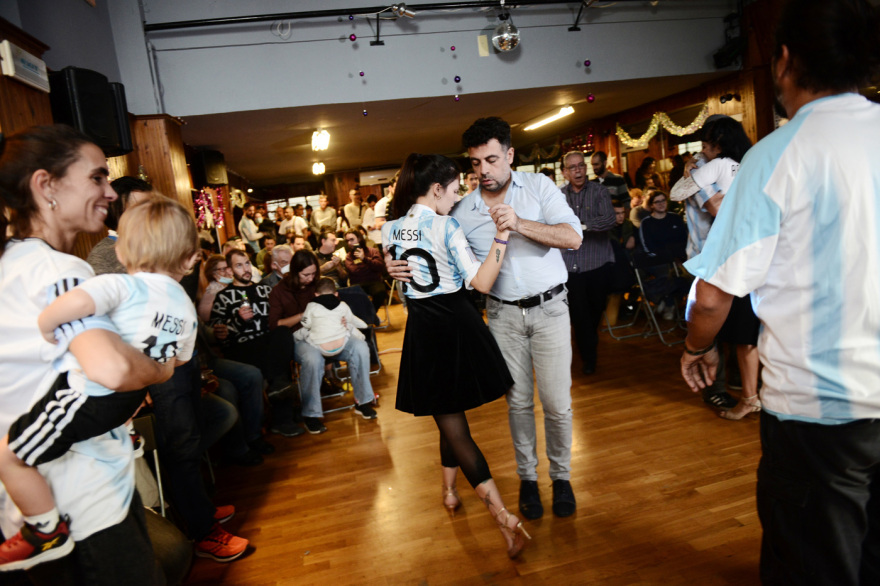 Μουντιάλ 2022: Σε ρυθμούς... Μουντιάλ η αργεντίνικη κοινότητα στην Αθήνα