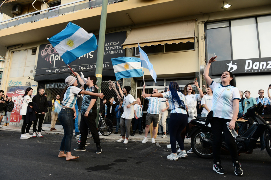 Μουντιάλ 2022: Σε ρυθμούς... Μουντιάλ η αργεντίνικη κοινότητα στην Αθήνα