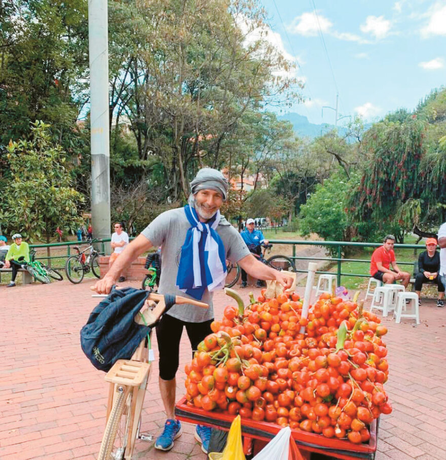 Πολ Ευμορφίδης στο ΘΕΜΑ: «Έβαλα μακρύ παντελόνι για να τιμήσω την Πρόεδρο»