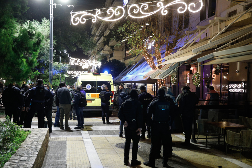 Νέα Σμύρνη: Στον «Ερυθρό Σταυρό» νοσηλεύεται η 31χρονη που τραυματίστηκε από «αδέσποτη» σφαίρα σε μπαρ