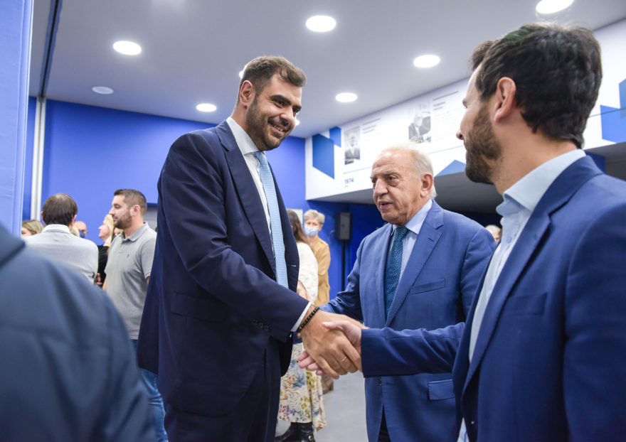 Χριστουγεννιάτικη γιορτή στα γραφεία της Νέας Δημοκρατίας - Δείτε φωτογραφίες