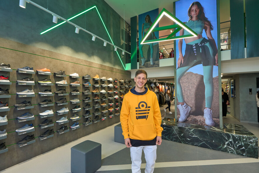 H Admiral εγκαινίασε το νέο της κατάστημα στη Νέα Ιωνία και πραγματοποίησε το μεγαλύτερο τριήμερο εκπλήξεων!