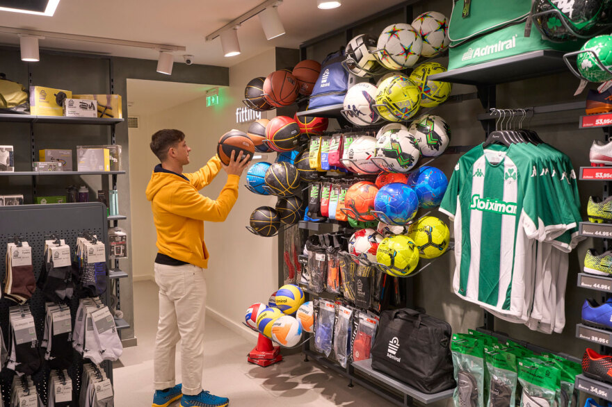 H Admiral εγκαινίασε το νέο της κατάστημα στη Νέα Ιωνία και πραγματοποίησε το μεγαλύτερο τριήμερο εκπλήξεων!