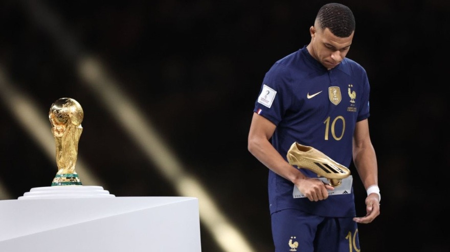 Ο Κιλιάν Εμπαπέ είχε γενέθλια - 10 γεγονότα για τη ζωή του 24χρονου σούπερ σταρ της μπάλας