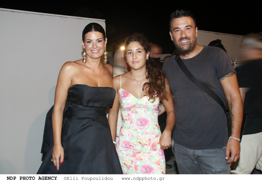 Μαρία Κορινθίου για την κόρη της: «Η απότομη αλλαγή της από κορίτσι σε νεαρή γυναίκα, με έχει κολλήσει στον τοίχο»