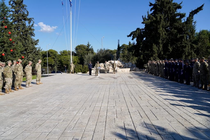 Αρχηγός ΓΕΕΘΑ: Επισκέφθηκε μονάδες των Ενόπλων Δυνάμεων στην Αττική - Δείτε φωτογραφίες