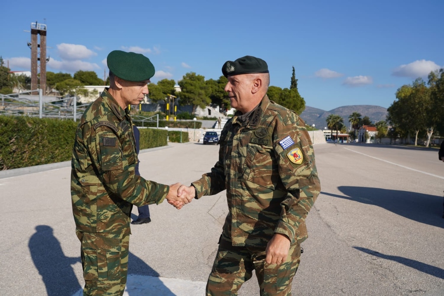 Αρχηγός ΓΕΕΘΑ: Επισκέφθηκε μονάδες των Ενόπλων Δυνάμεων στην Αττική - Δείτε φωτογραφίες