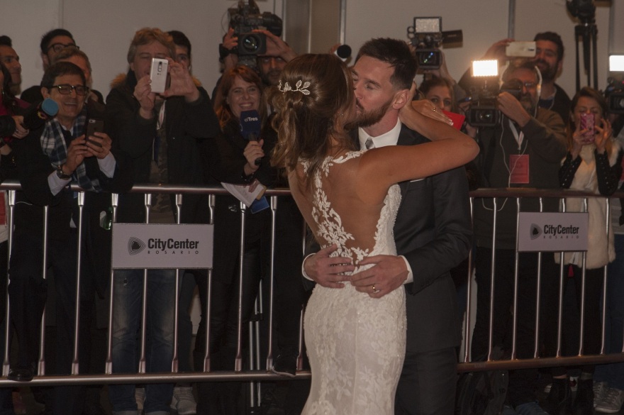 Η Αντονέλα Ροκούζο είναι η πραγματική «βασίλισσα» του Λιονέλ Μέσι 