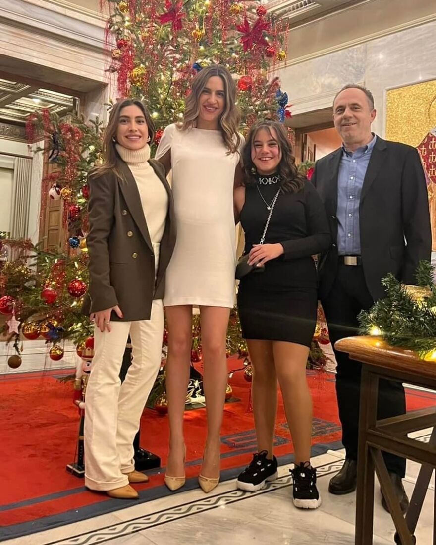 Γιούρκας Σεϊταρίδης: Παντρεύτηκε λίγο πριν γίνει για πρώτη φορά πατέρας – Δείτε φωτογραφίες 