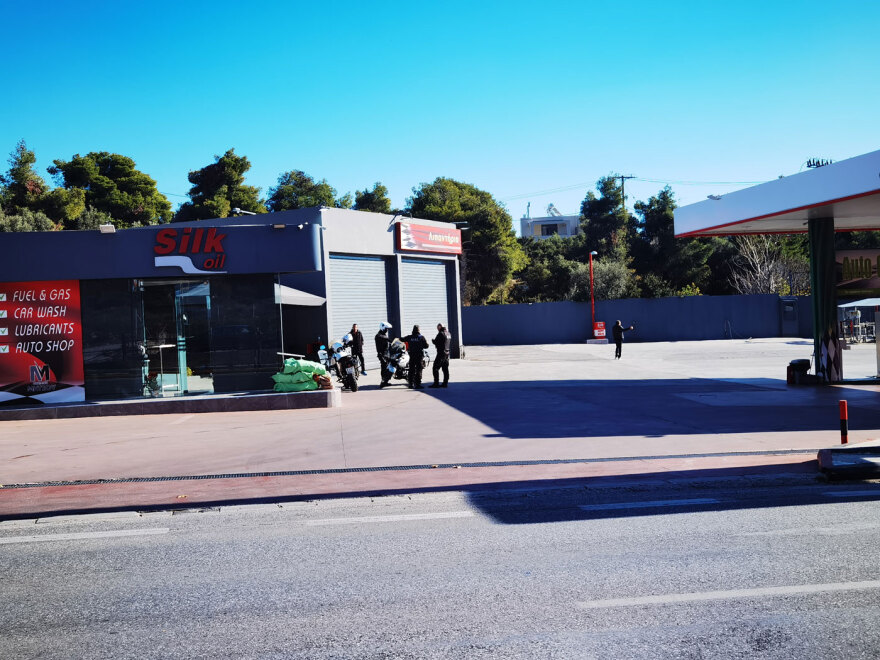 Γλυκά Νερά: Πυροβολισμοί έξω από βενζινάδικο στη λεωφόρο Λαυρίου