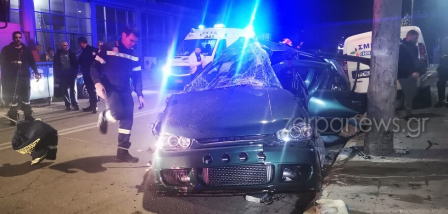 Χανιά: Σοβαρό τροχαίο με εγκλωβισμό - Στο νοσοκομείο δύο τραυματίες (βίντεο και φωτογραφίες)