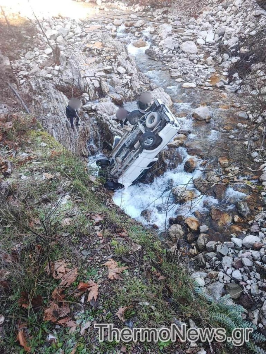 Αγρίνιο: Αγροτικό έπεσε σε ποτάμι - Σοβαρά τραυματισμένη γυναίκα
