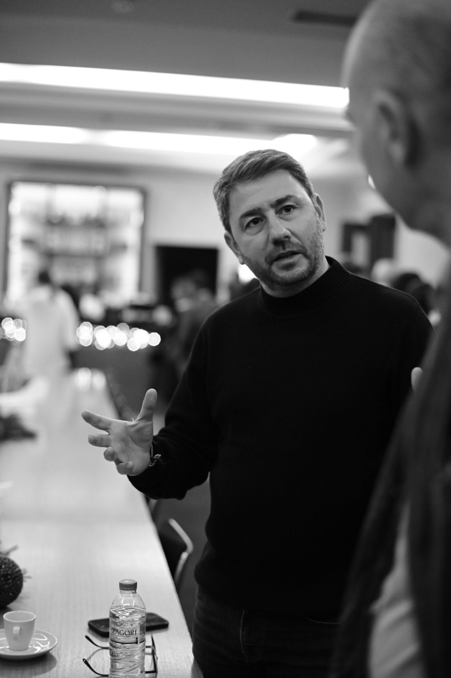 Τους «Βρυκόλακες» στο Εθνικό είδε ο Νίκος Ανδρουλάκης 