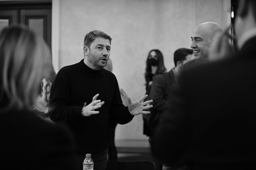 Τους «Βρυκόλακες» στο Εθνικό είδε ο Νίκος Ανδρουλάκης 