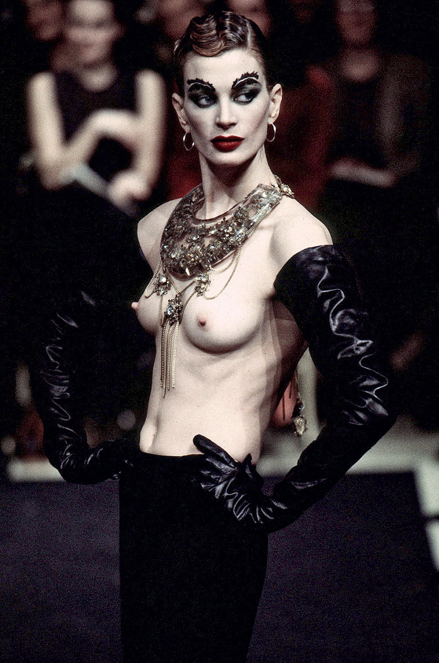 Κρίστεν ΜακΜέναμι: Η αβάσταχτη γοητεία του diverse