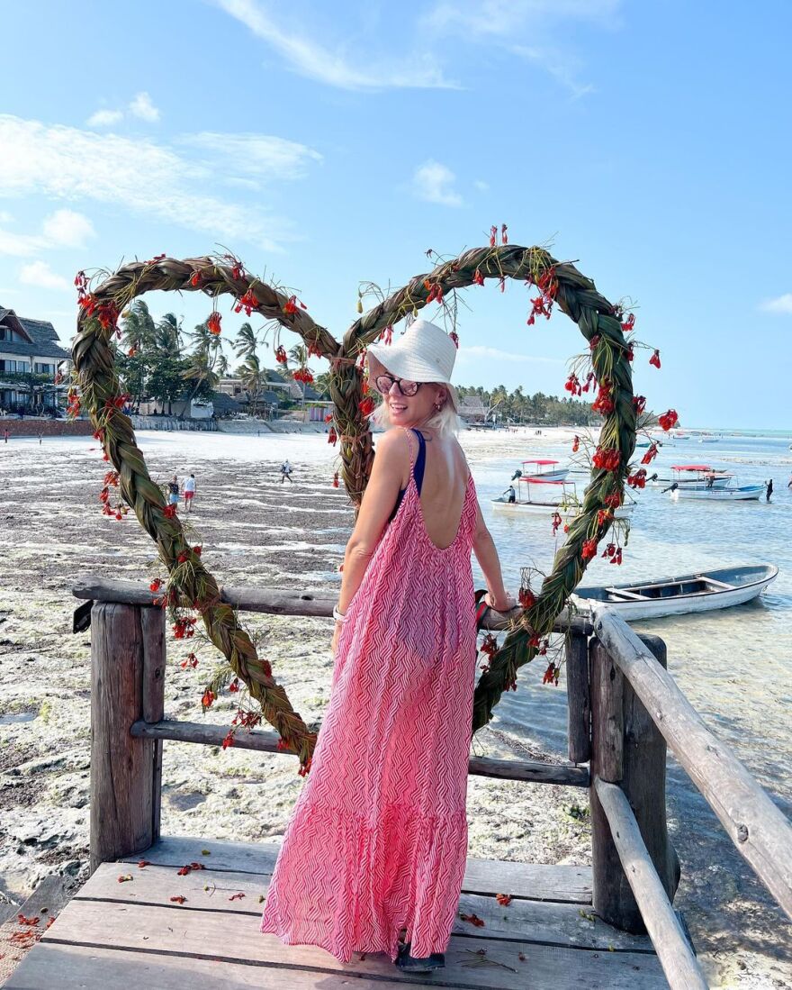 Χριστίνα Κοντοβά: Το φωτογραφικό άλμπουμ από το ταξίδι της με την Έιντα στη Ζανζιβάρη