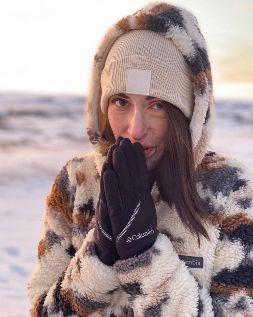 Η Ιωάννα Παλιοσπύρου απολαμβάνει το χιόνι - Δείτε φωτογραφίες 