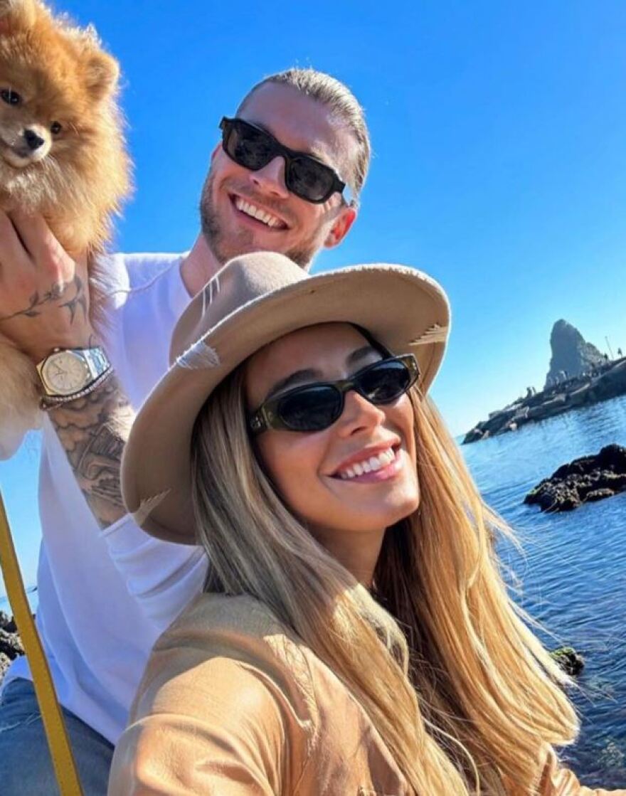 Η Ντιλέτα Λεότα άνοιξε την καρδιά της για τη σχέση της με τον Λορίς Κάριους: «Ήταν έρωτας με την πρώτη ματιά»