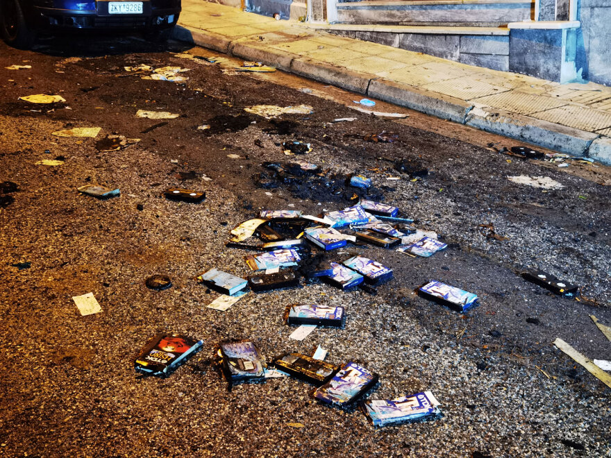 Φωτιά σε διαμέρισμα στο Γκύζη: Πυροσβέστες βρήκαν απανθρακωμένη σορό 