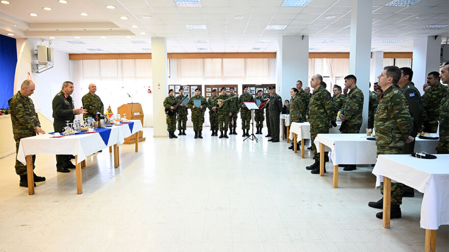 Ο Αρχηγός ΓΕΣ επισκέφθηκε στρατόπεδα της Αττικής ενόψει της Πρωτοχρονιάς