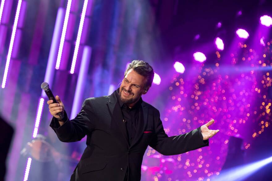 MEGA: Το πιο λαμπερό πρωτοχρονιάτικο ρεβεγιόν  στο «Σπίτι με το MEGA»