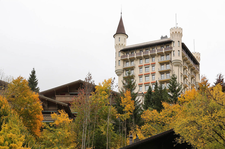 Περιμένοντας μια άσπρη μέρα - Ψάχνουν το χιόνι σε Γκστάαντ και Κουρσεβέλ