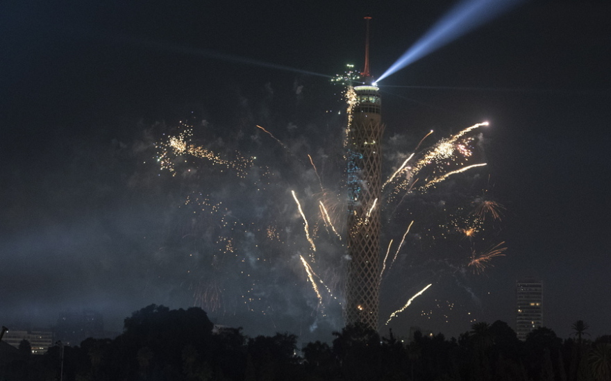 Με πυροτεχνήματα και υπαίθρια πάρτι υποδέχθηκε ο κόσμος το 2023 - Δείτε φωτογραφίες και βίντεο