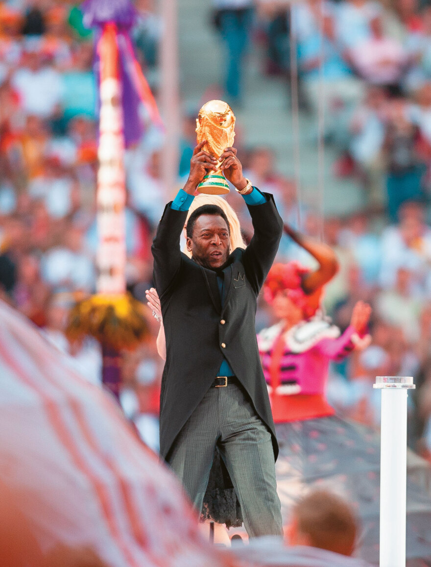 Πελέ: Η ιστορία  του πρώτου ποδοσφαιρικού σταρ του κόσμου 