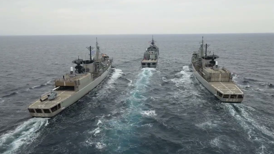 Ελληνοτουρκικά: «Κλεφτοπόλεμος» στο Αιγαίο με αλιευτικά και Λιμενικό