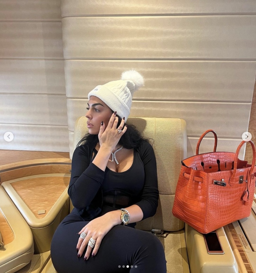 Χωρίζουν Ρονάλντο και Τζορτζίνα; - Γιατί ποστάρουν ξεχωριστά από το αεροπλάνο τους 