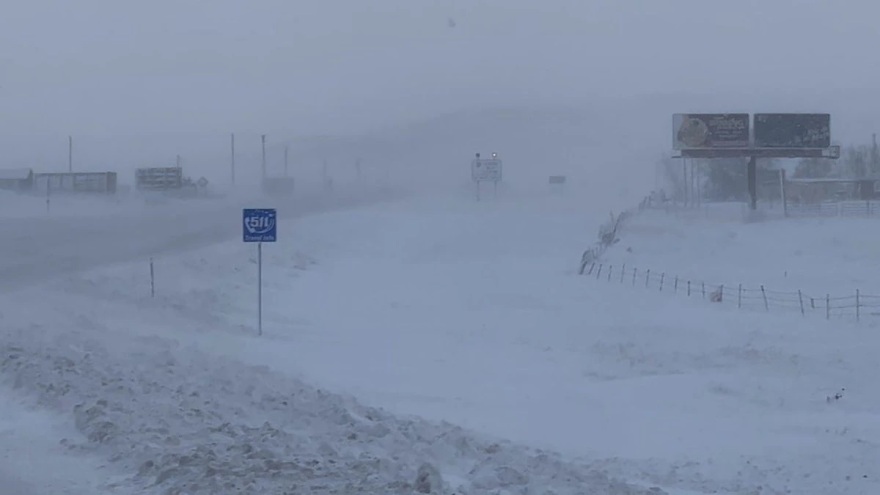 Νέα σφοδρή χιονοθύελλα στις βόρειες ΗΠΑ, χαλάζι και ανεμοστρόβιλοι στον νότο