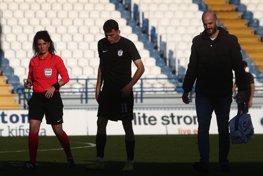 Super League 2, Κηφισιά - Ηρόδοτος 2-0: Οι Κρητικοί έμειναν με 6 παίκτες και διεκόπη στο 42΄το παιχνίδι 