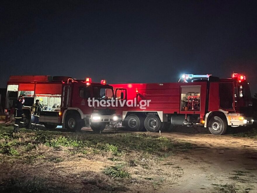 Θεσσαλονίκη: Φωτιά σε επιχείρηση με αιθέρια έλαια - Στο Παπαγεωργίου ένας άνδρας με πολλαπλά εγκαύματα