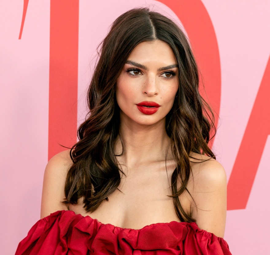 Έμιλι Ραταϊκόφσκι:  Απέλυσε την ομάδα της και παράτησε το Χόλιγουντ - «Ένιωθα σαν ένα κομμάτι κρέας»