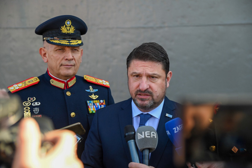 Χαρδαλιάς: Θεοφάνια στο Ναύσταθμο Κρήτης - Στο λιμάνι της Σούδας για τον Τίμιο Σταυρό (φωτογραφίες)