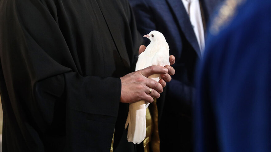 Σήμερα τα Φώτα και ο φωτισμός: Τι γιορτάζουμε τα Θεοφάνια