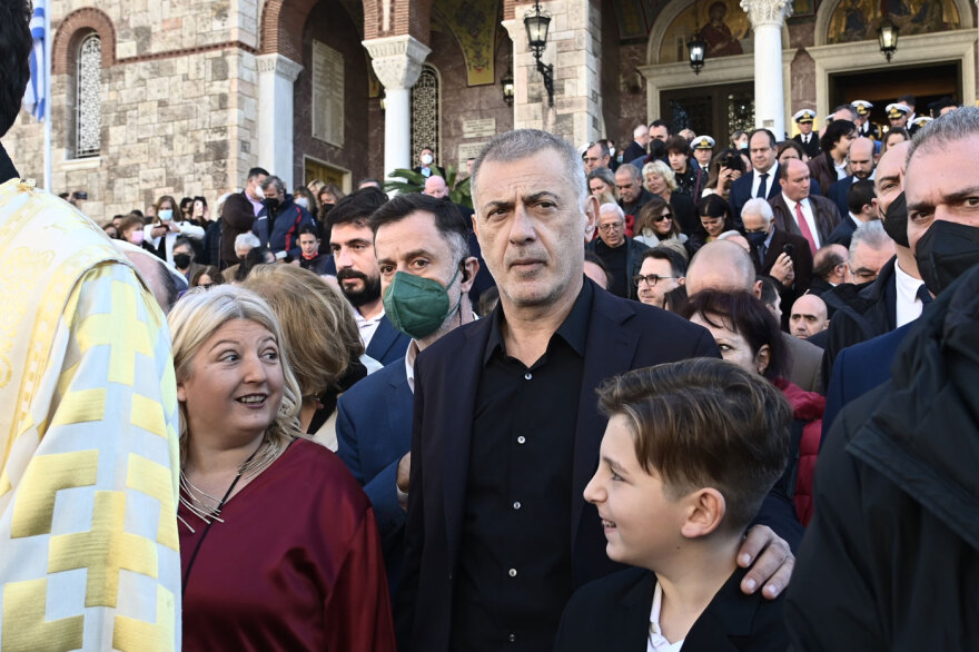 Από τον Πειραιά, στα Τζουμέρκα: Τα Θεοφάνια σε όλη την Ελλάδα σε φωτογραφίες και βίντεο