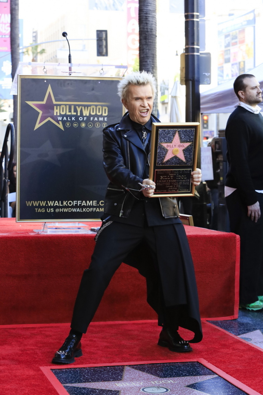 ΗΠΑ: Ο Μπίλι Άιντολ τιμήθηκε με αστέρι στη «Λεωφόρο της Δόξας» - Δείτε βίντεο