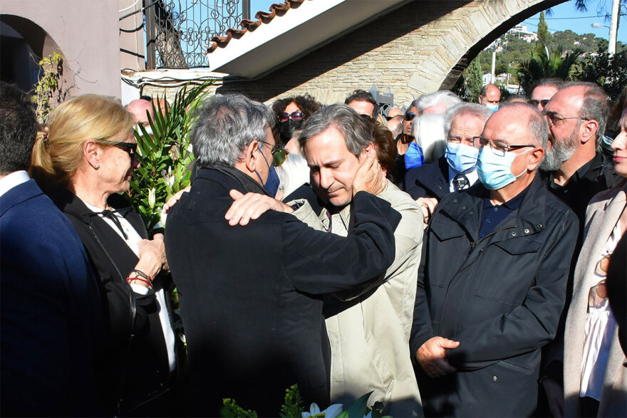 Νότης Μαυρουδής: Τον αποχαιρέτησαν με το «Πρωινό Τσιγάρο» - Δείτε βίντεο