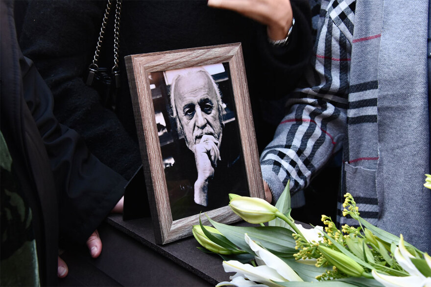 Νότης Μαυρουδής: Τον αποχαιρέτησαν με το «Πρωινό Τσιγάρο» - Δείτε βίντεο