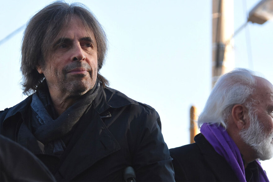 Νότης Μαυρουδής: Τον αποχαιρέτησαν με το «Πρωινό Τσιγάρο» - Δείτε βίντεο