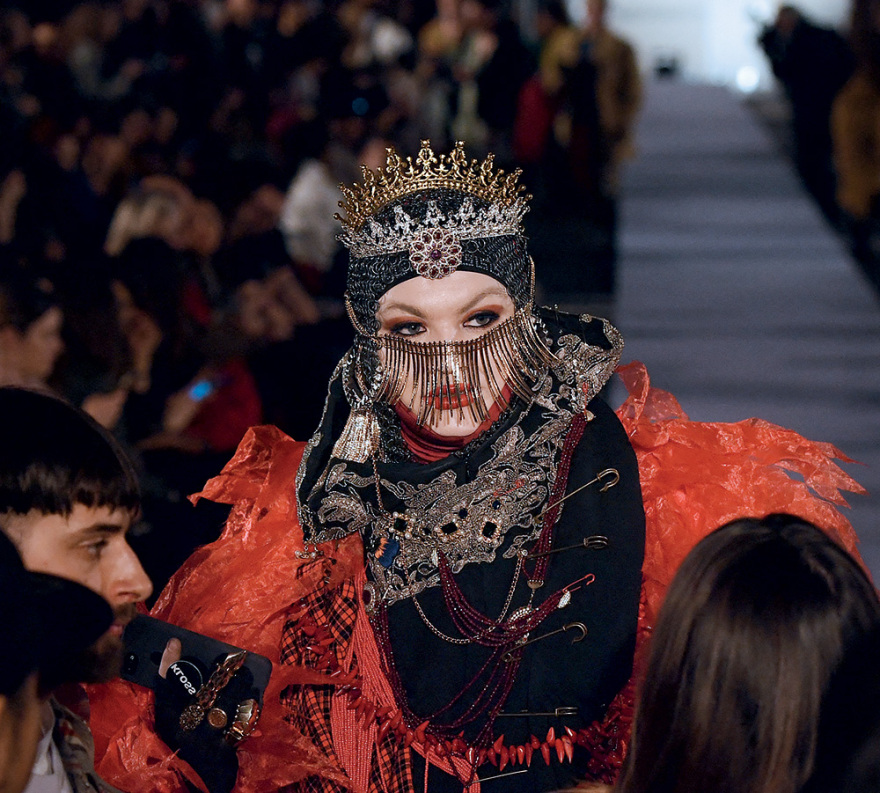 Βίβιεν Γουέστγουντ:  Η ζωή της δεν ήταν σαν παραμύθι, ήταν ακόμα πιο συναρπαστική