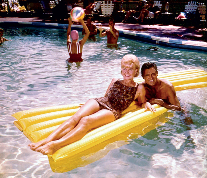 Κάρι Γκραντ: Η μυθιστορηματική ζωή του μεταφέρεται στη μικρή οθόνη