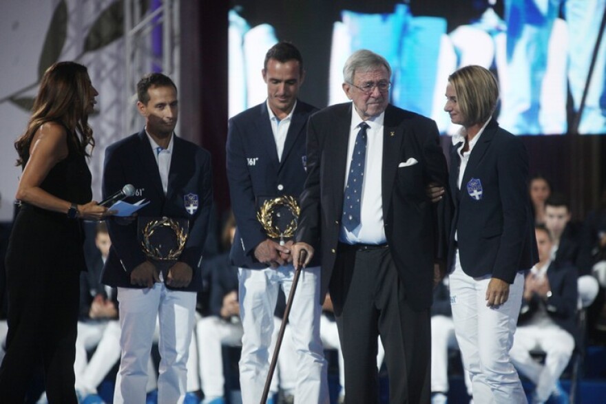 Τέως βασιλιάς Κωνσταντίνος: Τα δάκρυά του που είχαν συγκινήσει την Ελλάδα - Δείτε βίντεο