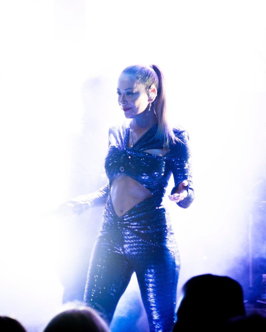 Μελίνα Ασλανίδου: Με ολόσωμη φόρμα στην πίστα