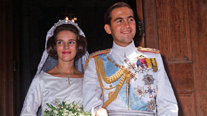 Κηδεία τέως βασιλιά Κωνσταντίνου: H συγκινητική ιστορία πίσω από το στεφάνι της Άννας Μαρίας