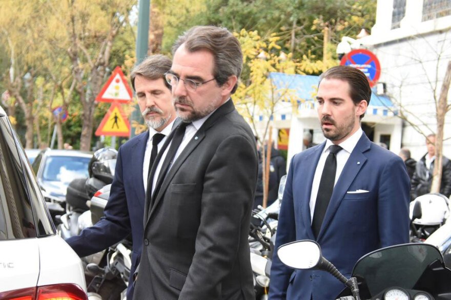 Στο Μέγαρο Μαξίμου οι τρεις γιοι του τέως βασιλιά Κωνσταντίνου - Δείτε φωτογραφίες 