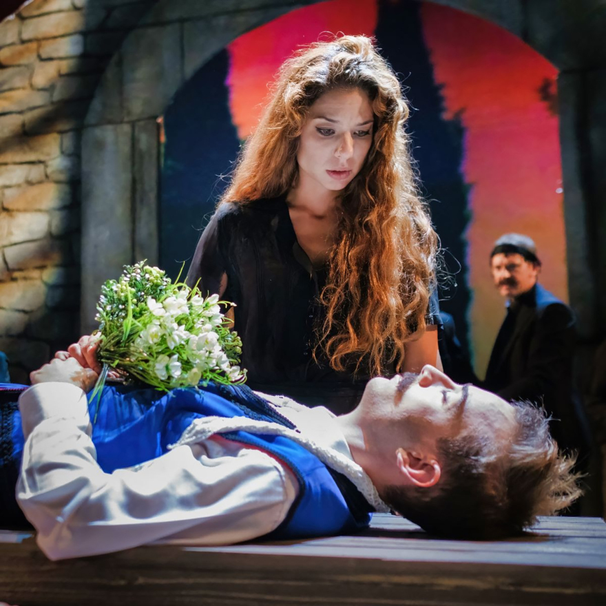 «ΖΟΡΜΠΑΣ»: 10 τελευταίες παραστάσεις