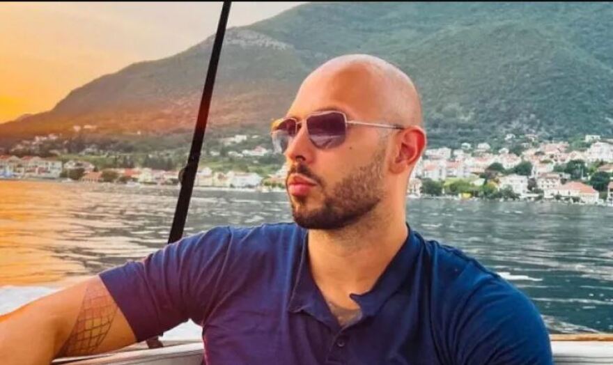 Άντριου Τέιτ: Η πρώτη συνέντευξη μετά τη φυλακή - «Χάρη σας κάνω που σας μιλάω»